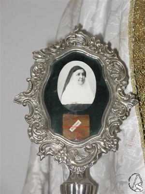 santa angela de la cruz reliquia